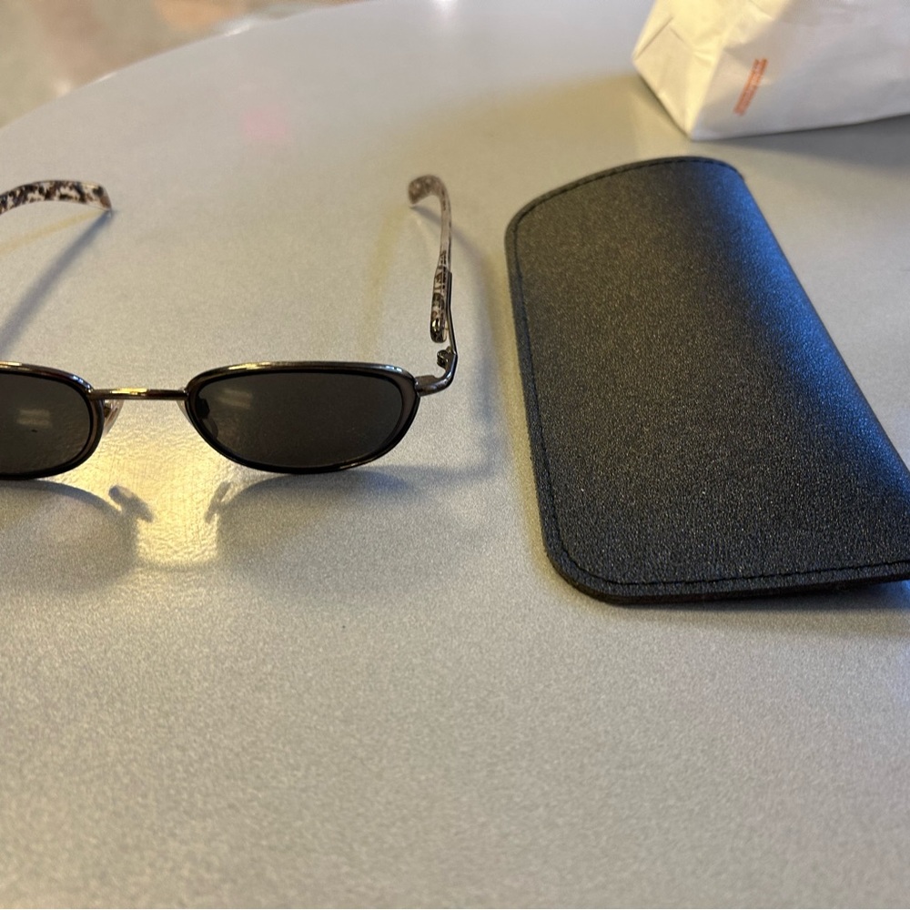 Slim Oval Black Sunglasses with Soft Case